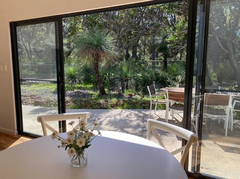Wren Studio - Private One-Bedroom Studio Nestled In Bushland Yallingup Eksteriør billede